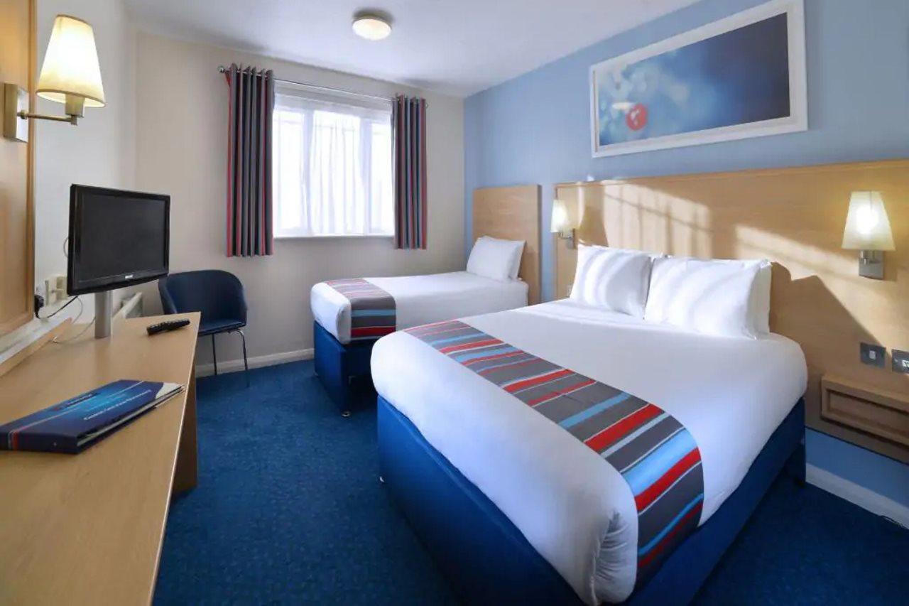 Travelodge Dublin Airport North 'Swords' Bagian luar foto